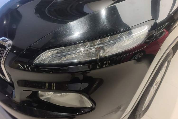 Used Jeep Cherokee 2016 2.4L Professional Smart Version Left Front Headlight