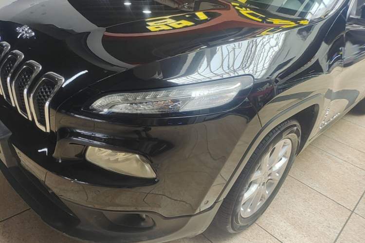 Used Jeep Cherokee 2016 2.4L Leading Smart Version Left Front Headlight
