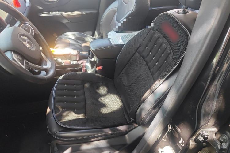 Used Jeep Cherokee 2016 2.4L Professional Smart Version Left Front Seat