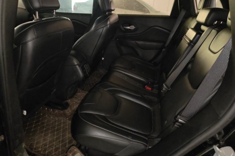 Used Jeep Cherokee 2016 2.4L Professional Smart Version Left Rear Seat