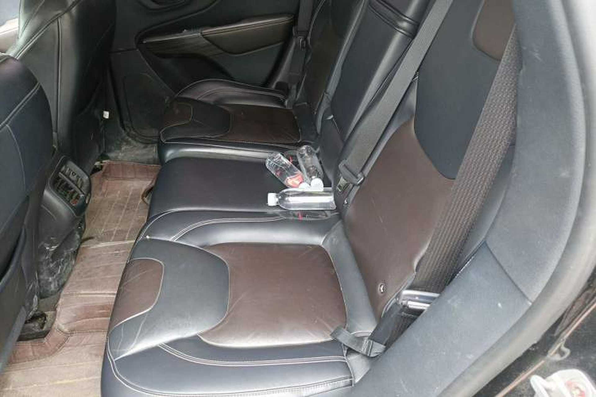 Used Jeep Cherokee 2016 2.4L Superior Edition Left Rear Seat