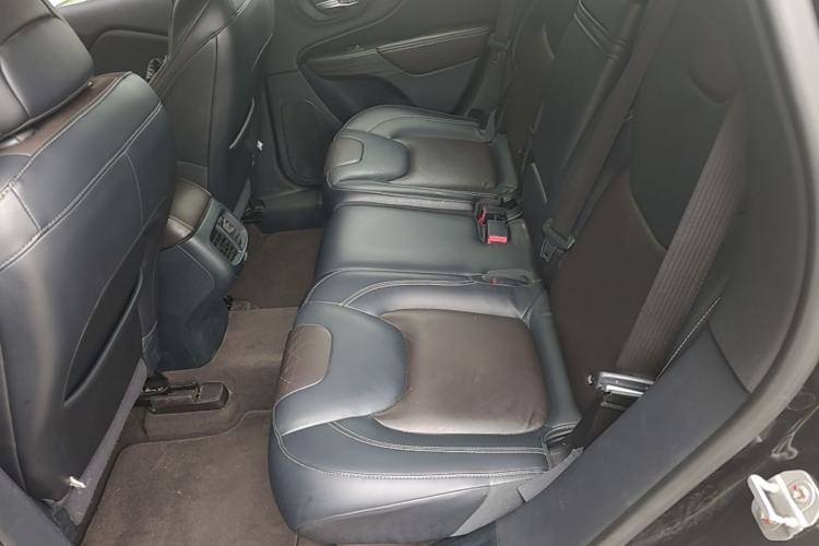 Used Jeep Cherokee 2016 2.4L Leading Edition Left Rear Seat