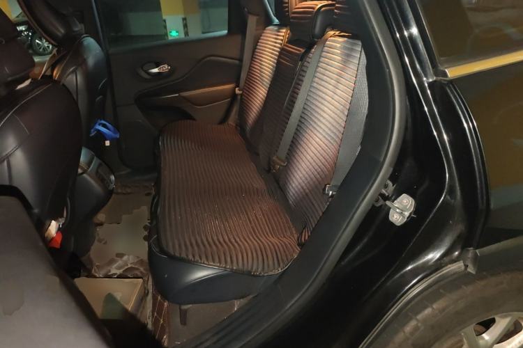Used Jeep Cherokee 2016 2.4L Professional Smart Version Left Rear Seat