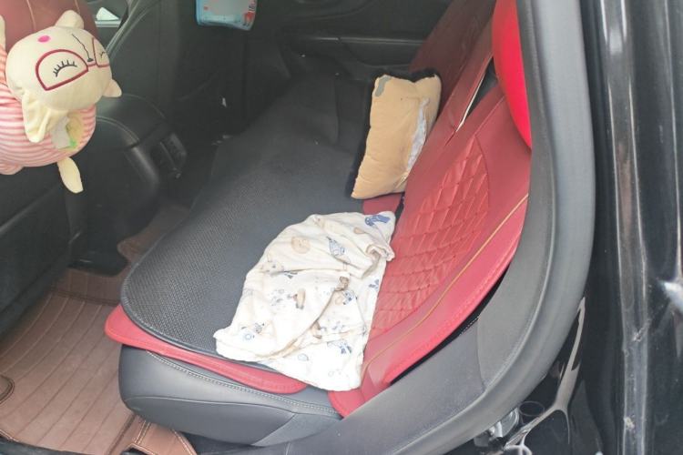 Used Jeep Cherokee 2016 2.0L Superior Edition Left Rear Seat
