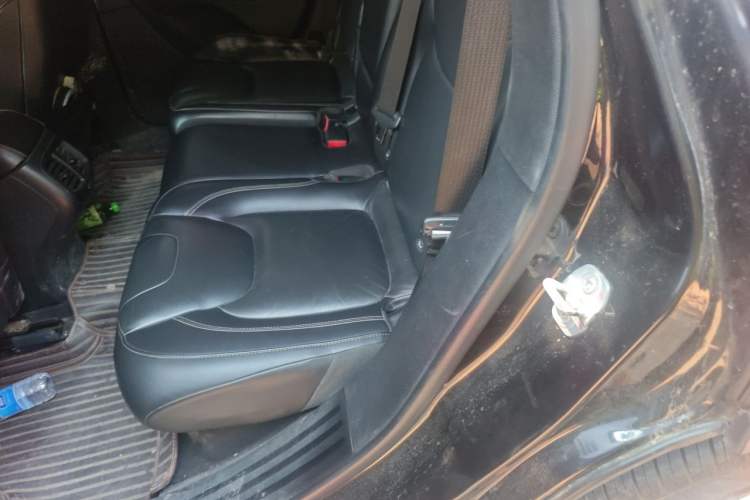 Used Jeep Cherokee 2016 2.4L Professional Smart Version Left Rear Seat
