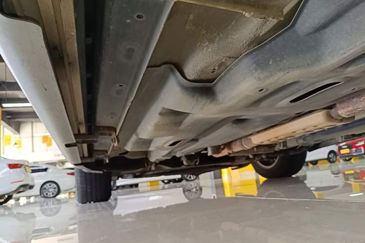 Used Jeep Cherokee 2016 2.4L Leading Edition Left Side Sill