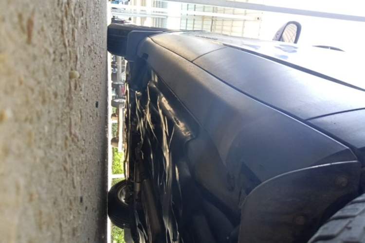 Used Jeep Cherokee 2016 2.0L Superior Edition Left Side Sill