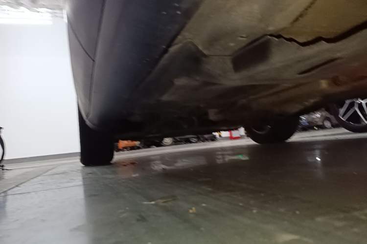 Used Jeep Cherokee 2016 2.0L Superior Edition Left Side Sill