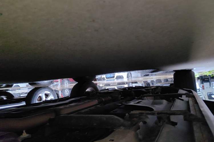Used Jeep Cherokee 2016 2.4L Professional Edition Left Side Sill