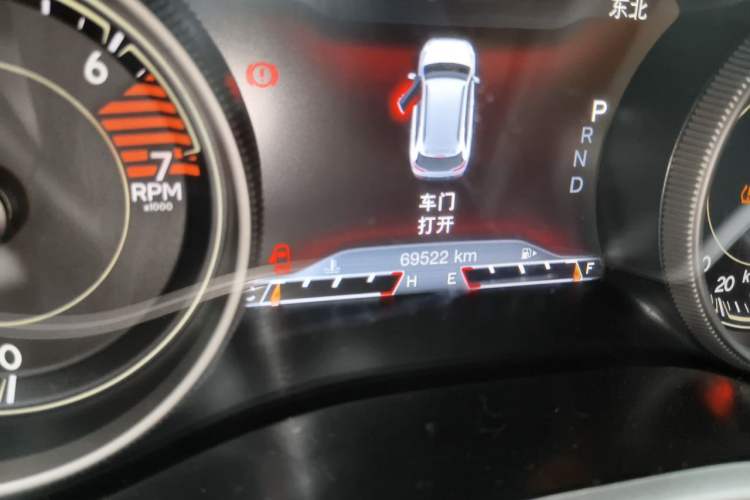 Used Jeep Cherokee 2016 2.4L Professional Smart Version Odometer Close Up