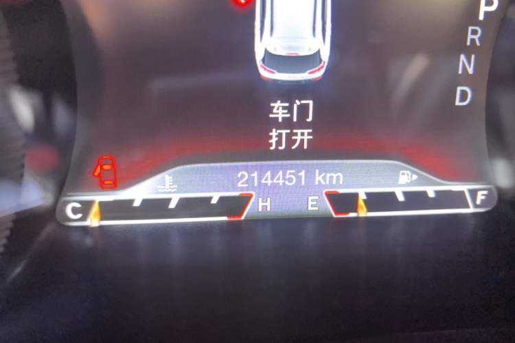 Used Jeep Cherokee 2016 2.0L Superior Edition Odometer Close Up
