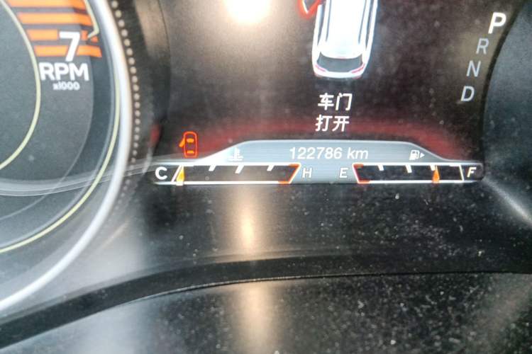 Used Jeep Cherokee 2016 2.4L Leading Smart Version Odometer Close Up