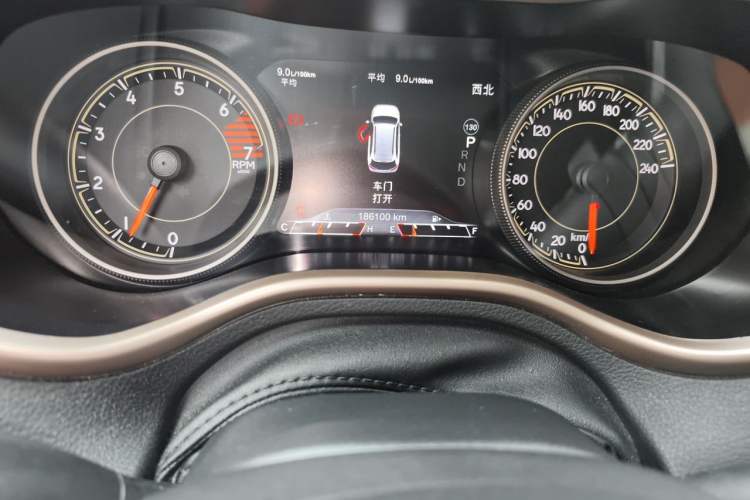 Used Jeep Cherokee 2016 2.4L Leading Smart Version Odometer Close Up