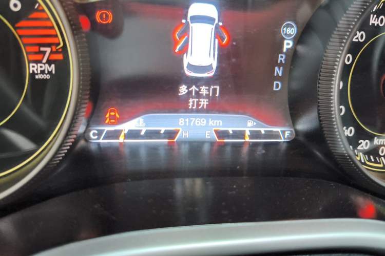Used Jeep Cherokee 2016 2.4L Professional Smart Version Odometer Close Up