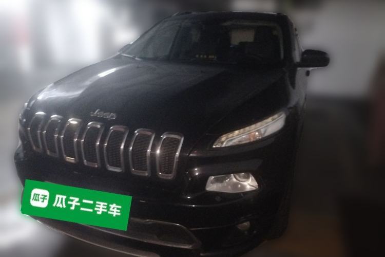 Used Jeep Cherokee 2016 2.4L Professional Edition Guazi used car, China used car export, Used car for sale, Used  cars, Cheapest cars for sale