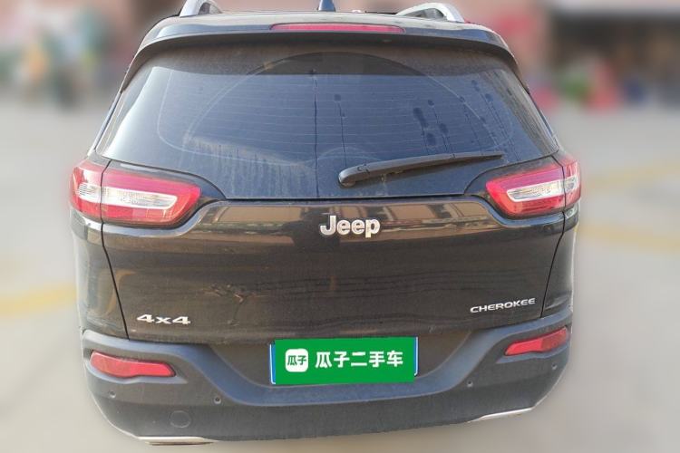 Used Jeep Cherokee 2016 2.4L Professional Edition Rear