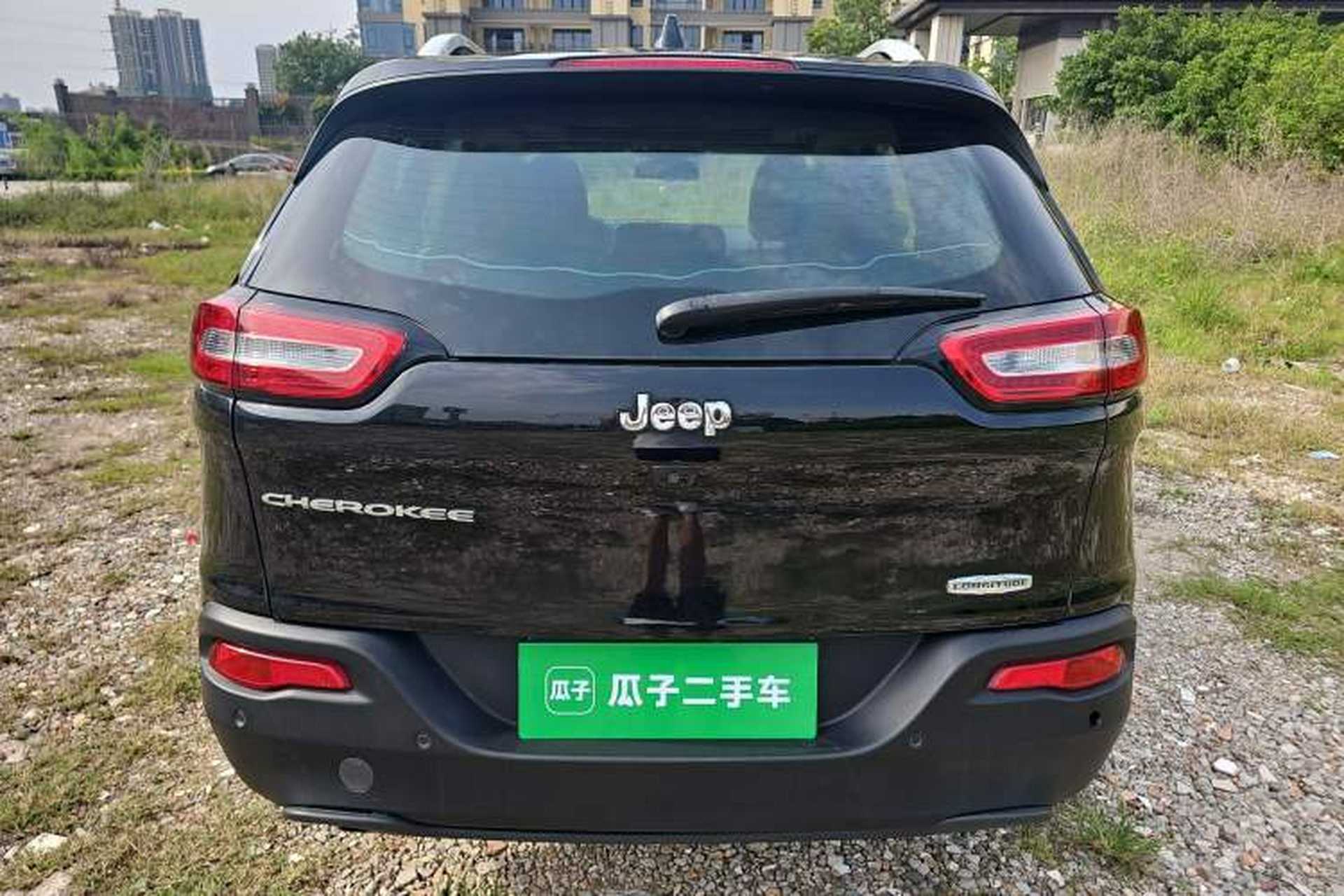Used Jeep Cherokee 2016 2.0L Leading Edition Rear