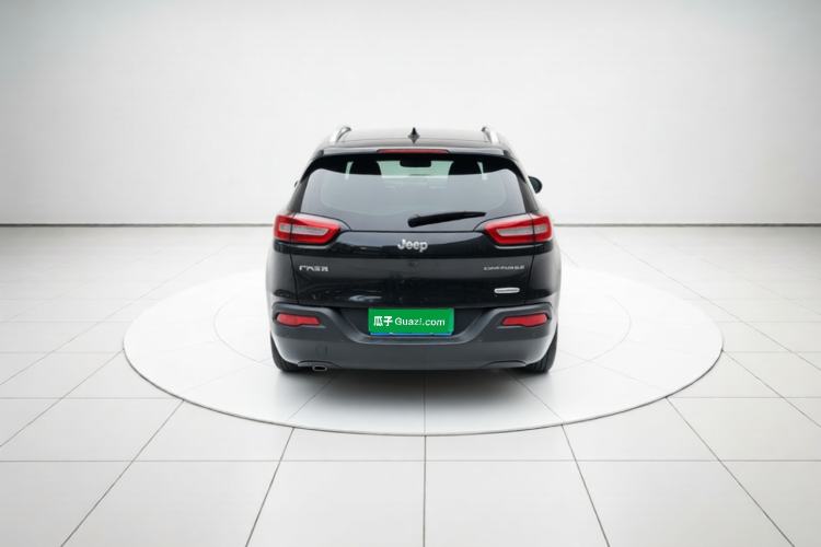 Used Jeep Cherokee 2016 2.0L Superior Edition Rear