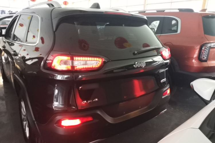 Used Jeep Cherokee 2016 2.4L Professional Edition Rear