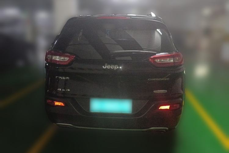 Used Jeep Cherokee 2016 2.4L Professional Edition Rear