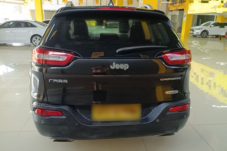 Used Jeep Cherokee 2016 2.4L Leading Edition Rear