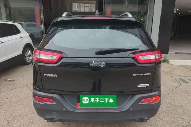 Used Jeep Cherokee 2016 2.4L Leading Edition Rear