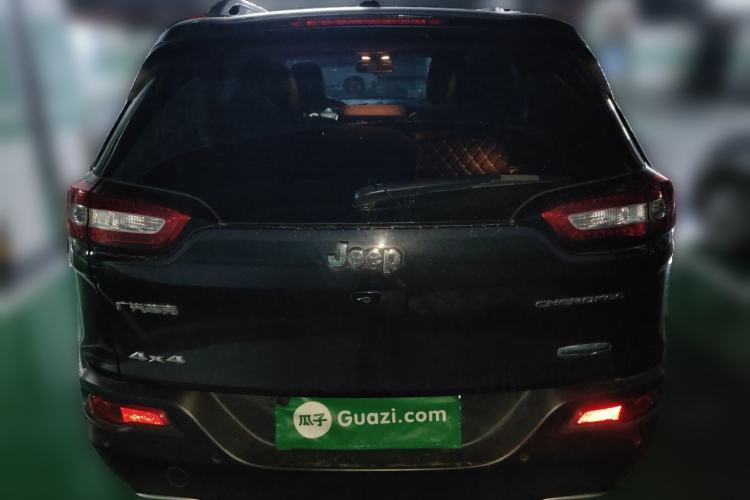 Used Jeep Cherokee 2016 2.4L Professional Edition Rear