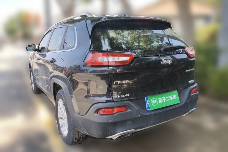 Used Jeep Cherokee 2016 2.4L Professional Smart Version Rear Left 45 Deg