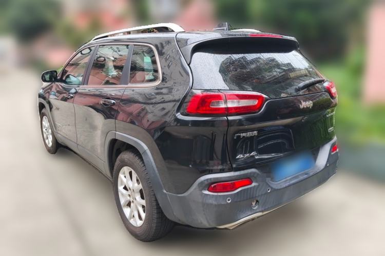 Used Jeep Cherokee 2016 2.4L Professional Smart Version Rear Left 45 Deg