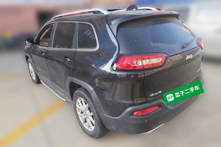 Used Jeep Cherokee 2016 2.4L Professional Edition Rear Left 45 Deg