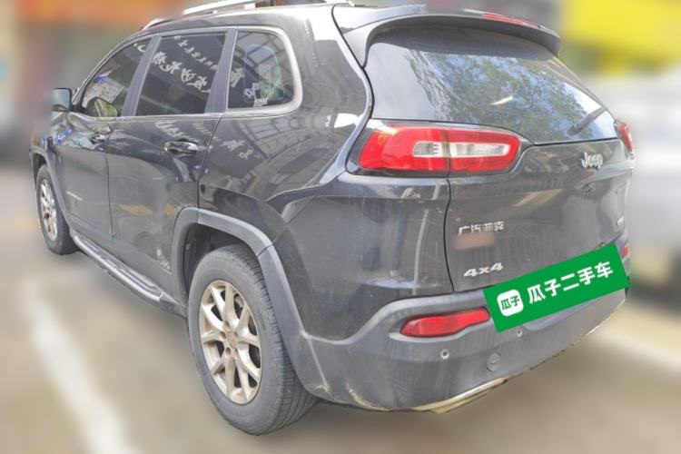 Used Jeep Cherokee 2016 2.4L Professional Smart Version Rear Left 45 Deg