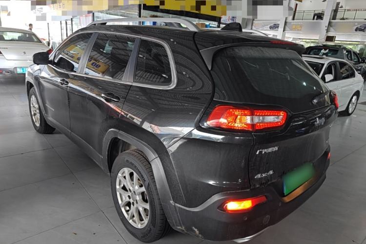Used Jeep Cherokee 2016 2.4L Professional Edition Rear Left 45 Deg