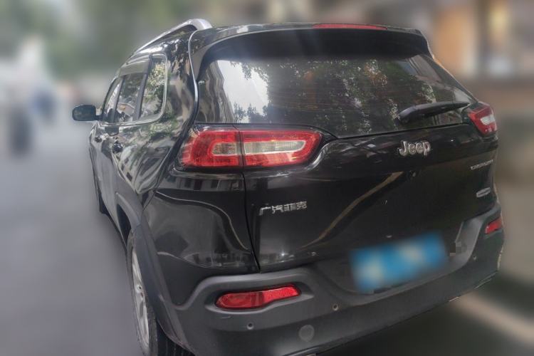 Used Jeep Cherokee 2016 2.4L Leading Smart Version Rear Left 45 Deg
