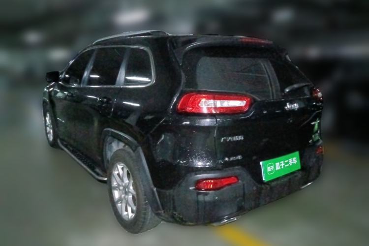 Used Jeep Cherokee 2016 2.4L Leading Smart Version Rear Left 45 Deg