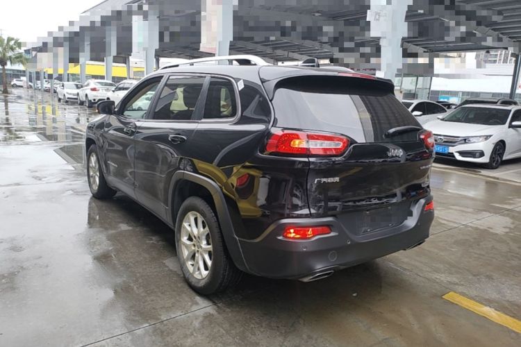 Used Jeep Cherokee 2016 2.4L Leading Edition Rear Left 45 Deg
