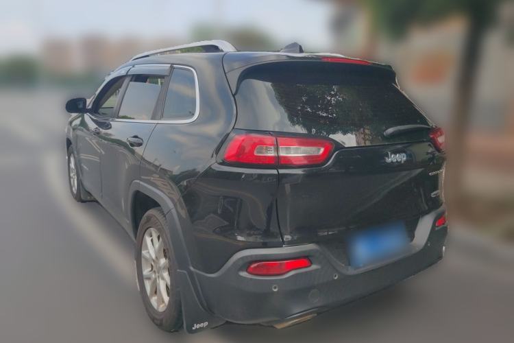 Used Jeep Cherokee 2016 2.4L Leading Edition Rear Left 45 Deg