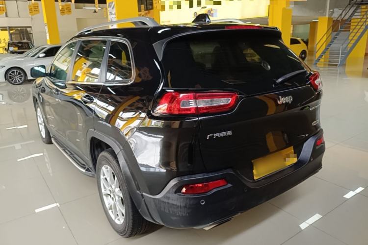 Used Jeep Cherokee 2016 2.4L Leading Edition Rear Left 45 Deg