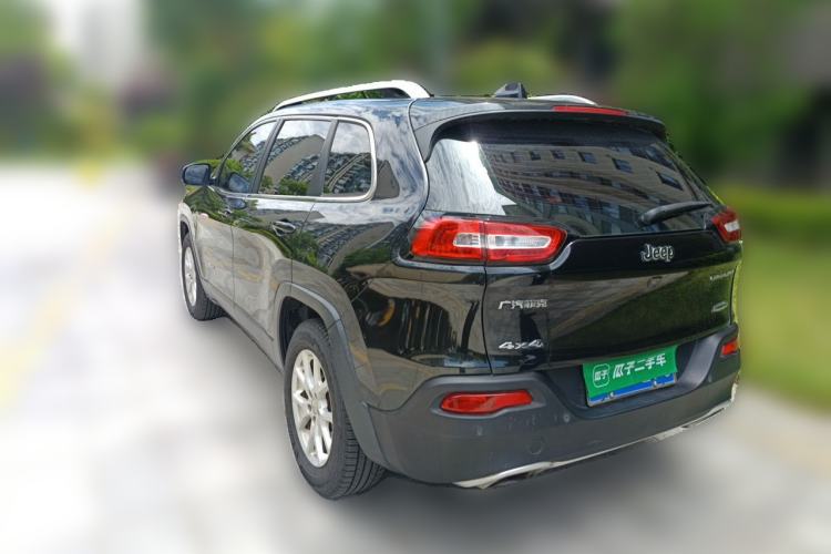 Used Jeep Cherokee 2016 2.4L Professional Smart Version Rear Left 45 Deg