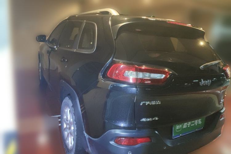 Used Jeep Cherokee 2016 2.4L Professional Edition Rear Left 45 Deg
