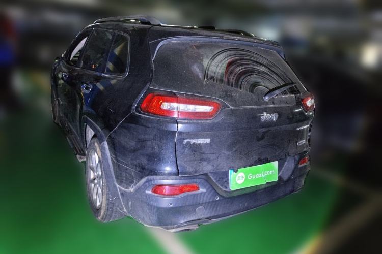 Used Jeep Cherokee 2016 2.4L Leading Edition Rear Left 45 Deg