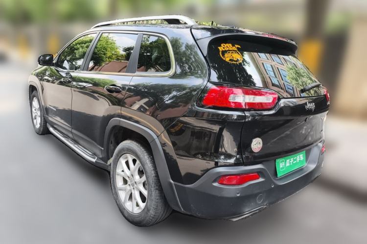 Used Jeep Cherokee 2016 2.4L Leading Smart Version Rear Left 45 Deg