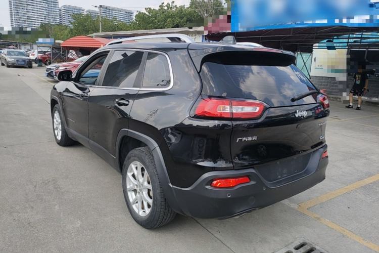 Used Jeep Cherokee 2016 2.0L Superior Edition Rear Left 45 Deg