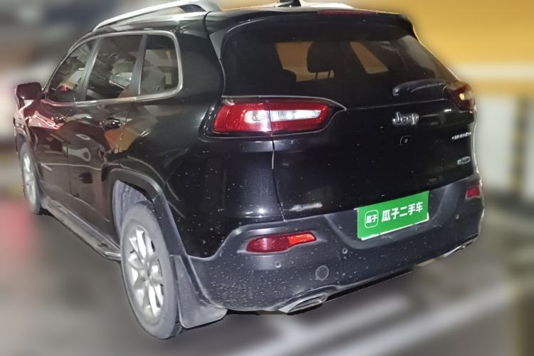 Used Jeep Cherokee 2016 2.4L Leading Edition Rear Left 45 Deg
