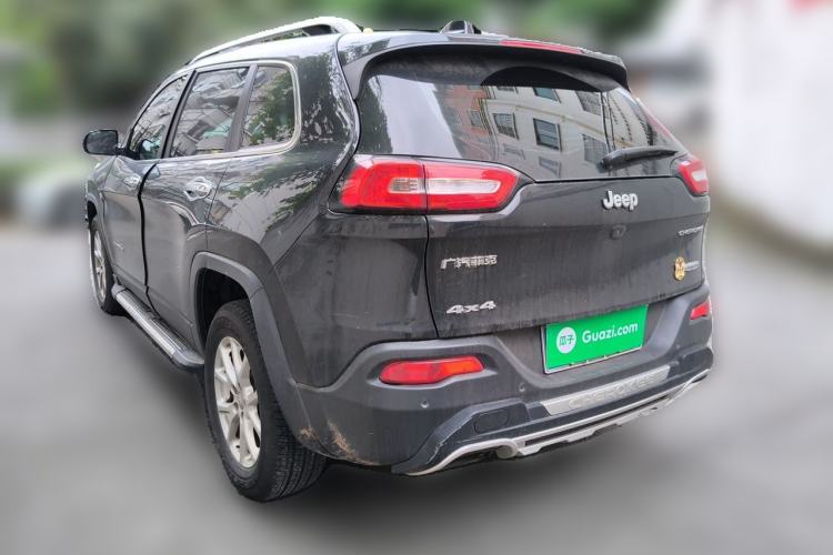 Used Jeep Cherokee 2016 2.4L Professional Smart Version Rear Left 45 Deg