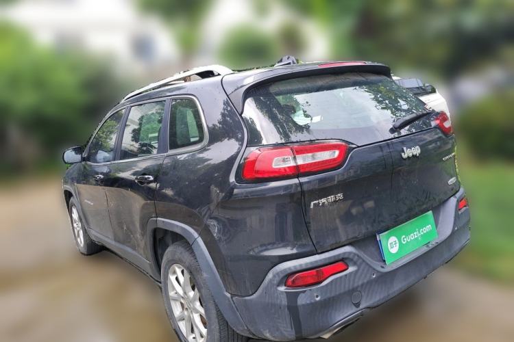 Used Jeep Cherokee 2016 2.4L Leading Edition Rear Left 45 Deg
