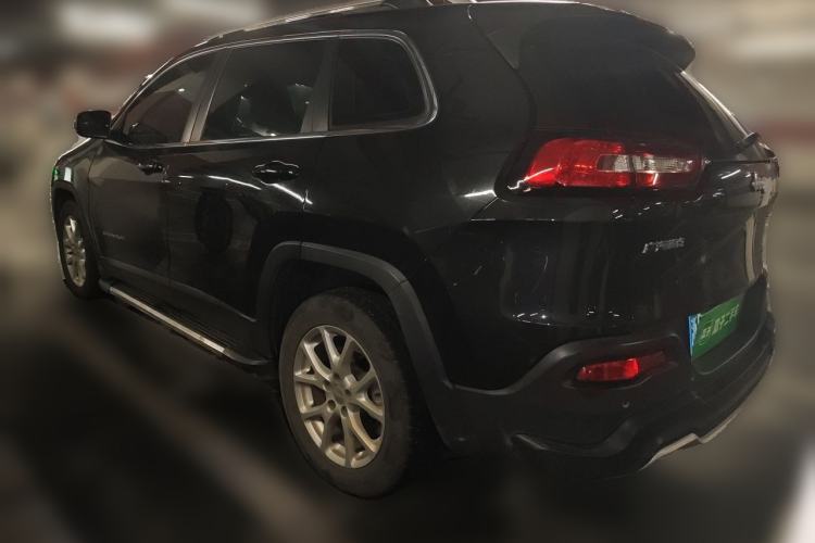 Used Jeep Cherokee 2016 2.4L Leading Edition Rear Left 45 Deg