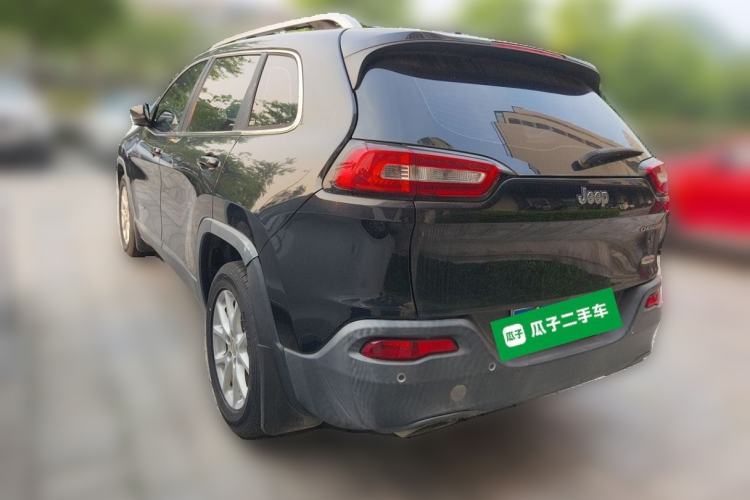 Used Jeep Cherokee 2016 2.4L Leading Edition Rear Left 45 Deg