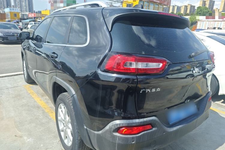 Used Jeep Cherokee 2016 2.0L Superior Edition Rear Left 45 Deg