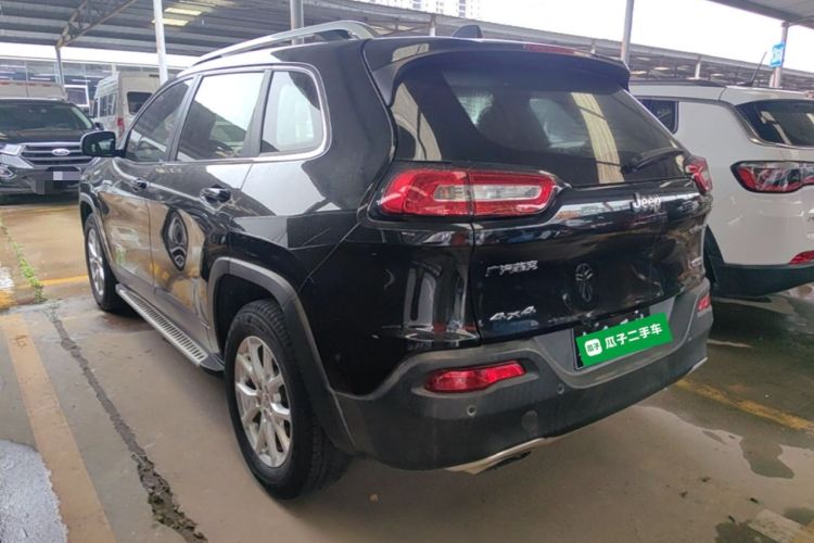 Used Jeep Cherokee 2016 2.4L Professional Edition Rear Left 45 Deg
