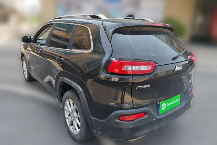 Used Jeep Cherokee 2016 2.4L Leading Edition Rear Left 45 Deg